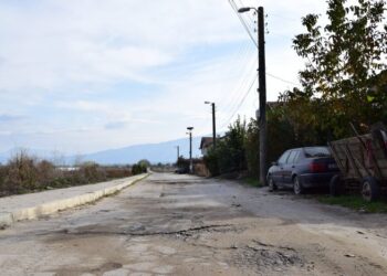 Сменят асфалт и водопроводи на улици в 16 села