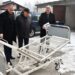 Принцеса дари легла и компютри на разложката болница