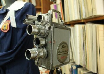 Изложба на стари фотоапарати показват в Ловеч