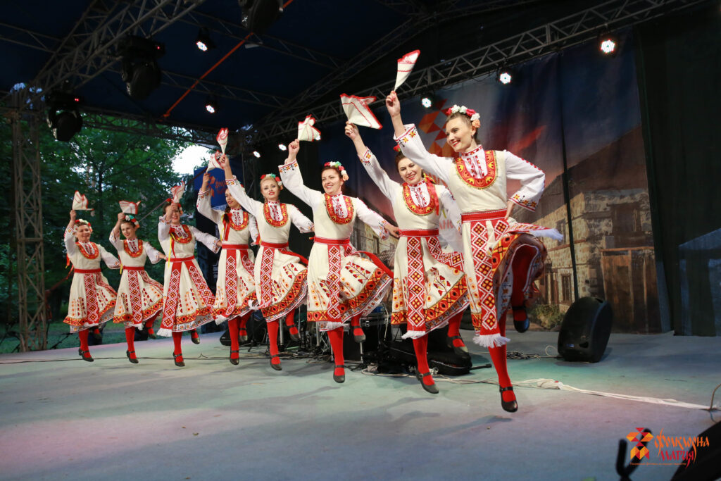 folklorna magia