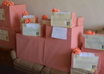 Семейство се пребори с банка, за да заведе сина си на лечение