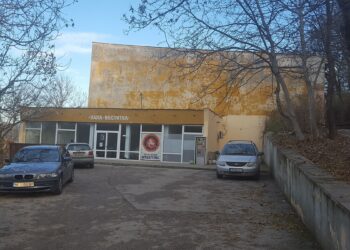 Ударен ремонт в зала за шампиони във Враца