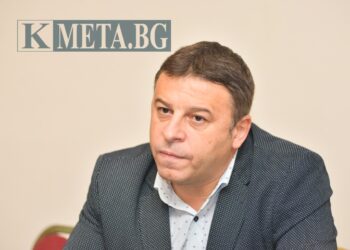 Атанас Камбитов: Общината е най-силната българска организация