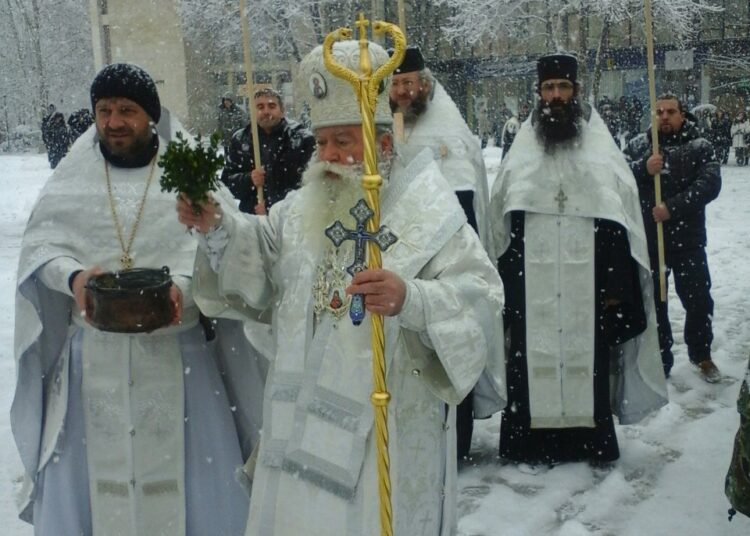 Владика с молебен срещу катастрофи 1 image 0 02 05 c4cdd1fe4ecda2aea043ef38ab21c2b11f1e111a2595f6a215bc8357d77858fc V
