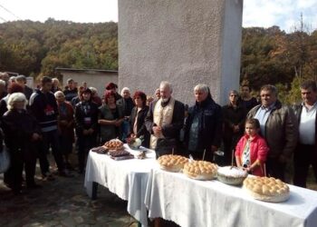Кметски наместник вдигна чешма край Дупница