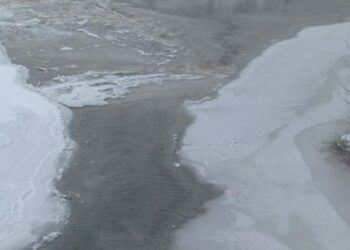 Търсят тялото на момче, потънало в язовир заради селфи