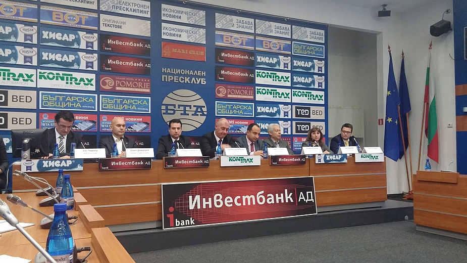 Големи фирми търсят работници от райони с висока безработица