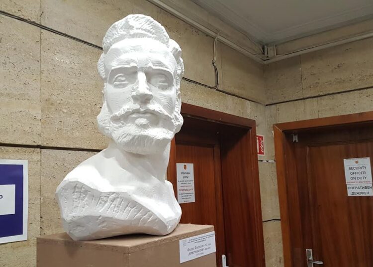 izlojbaroman