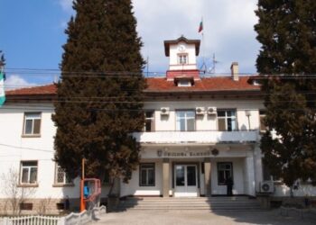 Фестивал на домашната гозба с Ути Бъчваров на Гергьовден в Камено