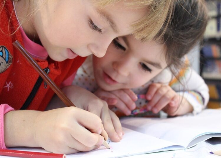 Изследват 840 деца от Варна за нарушения в речта 1 kids 1093758 960 720