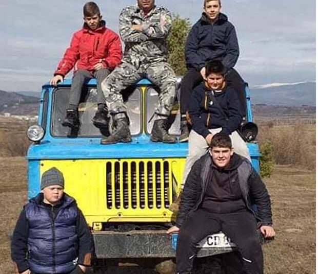 Младежи и пенсионери спретнаха селски отряд 1 kn Biiistritsa