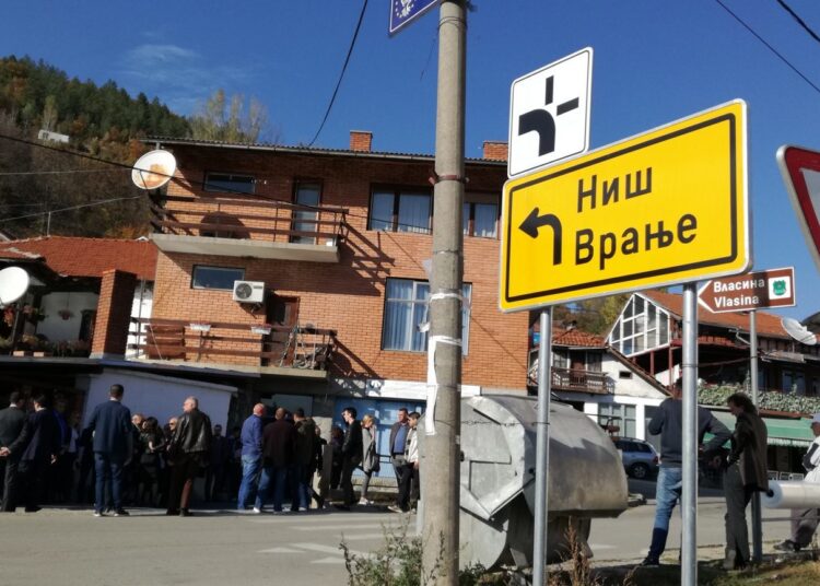 Две кандидатски листи за бъдещия съвeт в Босилеград 1 kn Bosssilegradsko 1