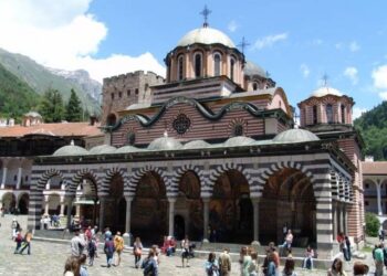 Ало апаши мамят с помощи за Рилския манастир