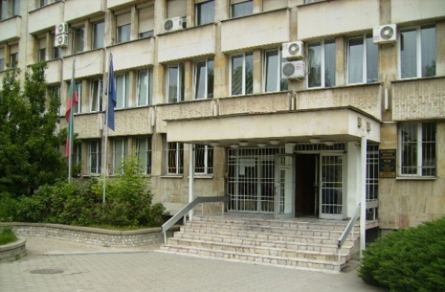 До 20% от полицаите в Кюстендилско са в отпуск 8 До 20% от полицаите в Кюстендилско са в отпуск