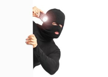Апаши обраха църквата и магазина в с. Цапарево