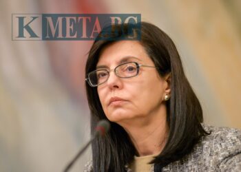 Министър Кунева: Ще искам по-високи заплати за учителите