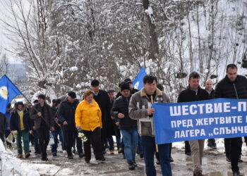 Кметът на Ловеч: Ако забравим лагера „Слънчев бряг“, демокрацията е в опасност