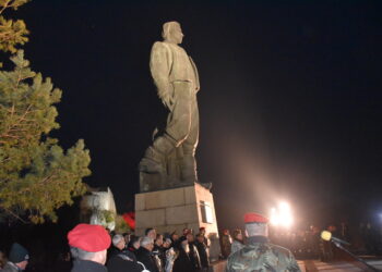 Председателят на НС на тържествената заря-проверка в Ловеч