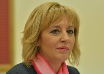 Омбудсманът: Деца се самонараняват заради жестоко отношение в интернат