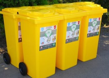 Constanta Municipality distributes free bins for separate waste collection to its residents