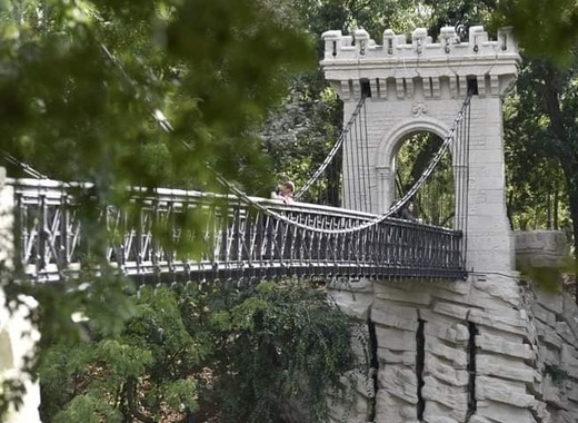 The Suspension Bridge – the Craiova Nicolae Romanescu Park’s main attraction has been renovated