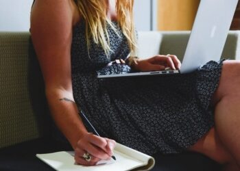 Castilla-La Mancha Government will encourage teleworking with more than words