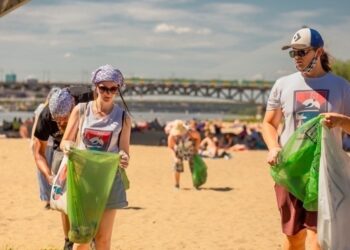 Massive beach cleaning with educational spin this weekend in Warsaw