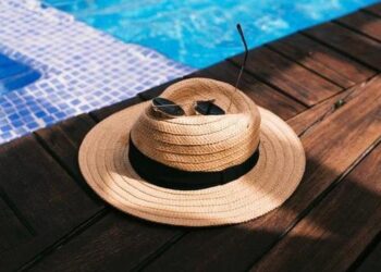 Municipal pools in Zaragoza renew campaign against skin cancer