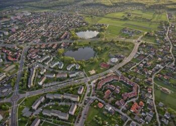 960 renewable energy installations will improve air quality in Tychy