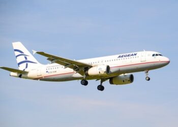 Greece bolsters and extends coronavirus flight restrictions