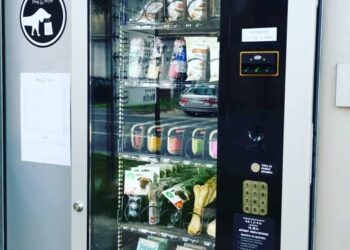 Croatia’s first vending machine for pets can be found in Zagreb