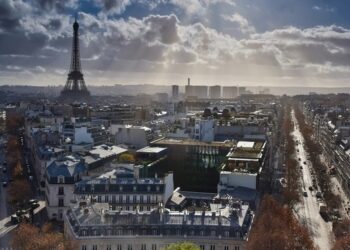 France: lockdown to be lifted on 15 December
