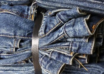 Dutch cities and fashion leaders sign a “Denim Deal”