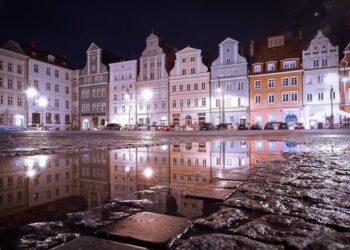 Poland goes all “red” from Saturday