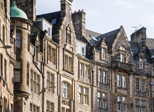 Edinburgh seeks to redefine its anti-homelessness approach 1 medium scotland 4970689 1280