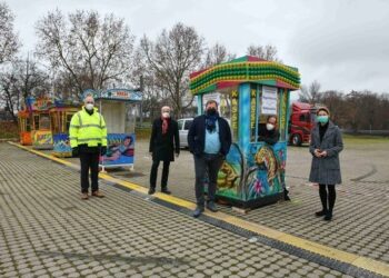 Unused ticket booths help Stuttgart speed up coronavirus testing
