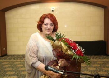 Големият глас Христина Ангелакова