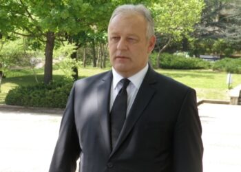Кмет подари пролетен лагер на деца от Хитрино
