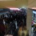 Метрото блокира в час пик