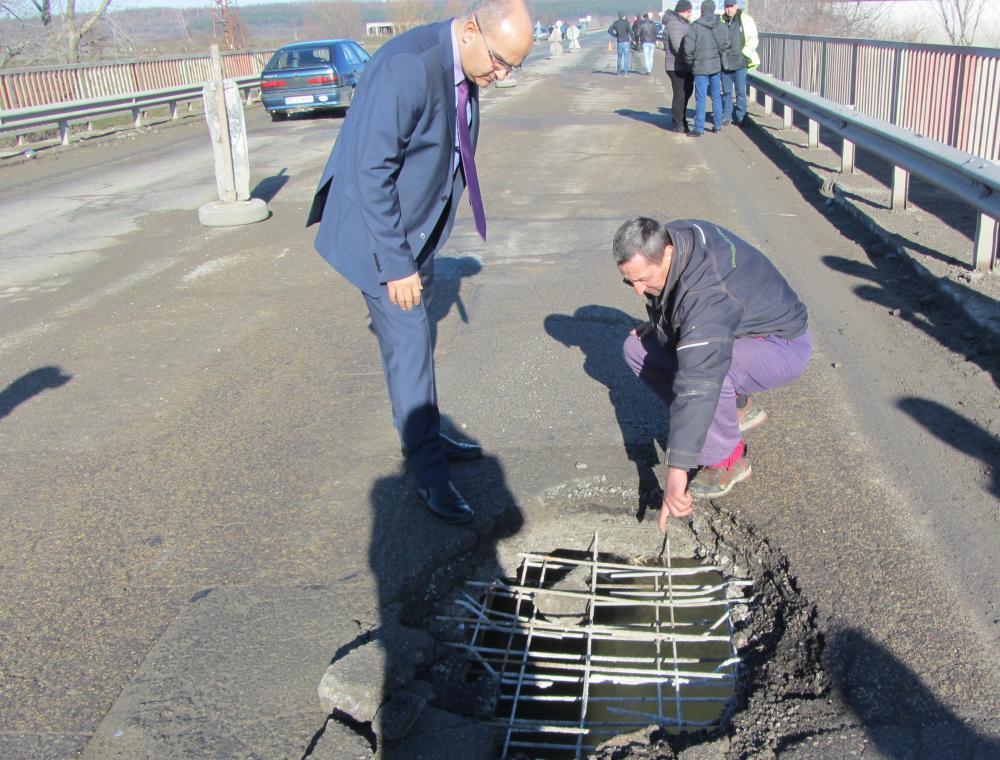Ремонтират мост-убиец на Е79 за близо 800 хил. лв