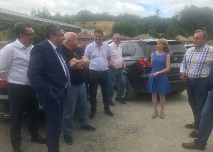В следващите месеци стартират обществени поръчки за строителството на още 137 км от "Хемус" 1 obhod Gabrovo 7