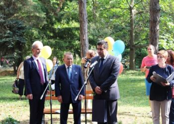 Милиардер ремонтира детско отделение в Русе