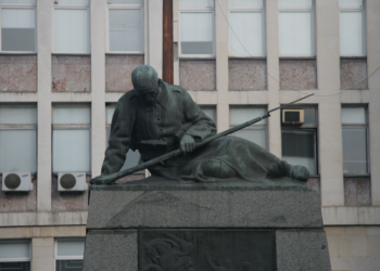 Английски журналист: В България има паметник, какъвто няма другаде в Европа