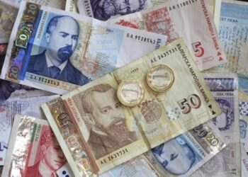Счетоводителка отклонявала социални помощи в лична сметка