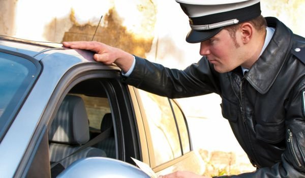 Съдят митничар за присвоени стоки за 83 386 лв. 1 police check1