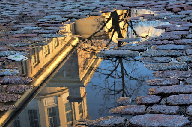Дъжд и облаци, но до +14°С