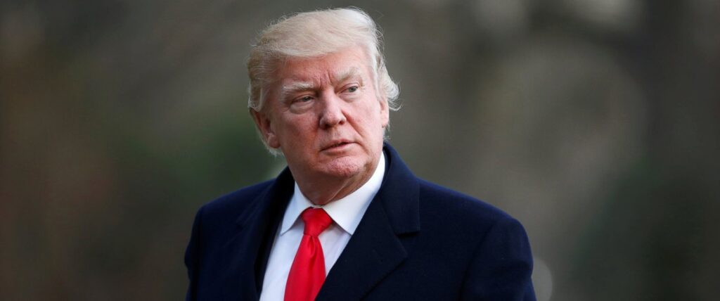 rtr donald trump white house lawn jc 170406 1 12x5 1600 10