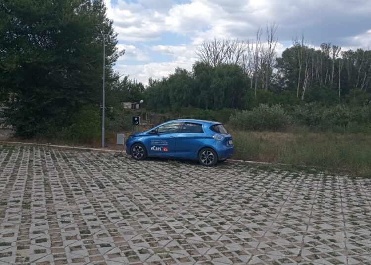 Изградиха станции за електромобили в Петрич 1 snimka elektromobili