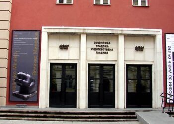 Световноизвестен скулптор представя творбите си в София