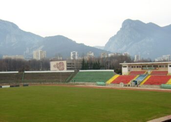 Под Околчица вдигат спортна зала